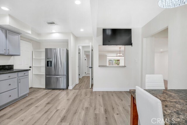 Building Photo - 5719 Beckford Ave