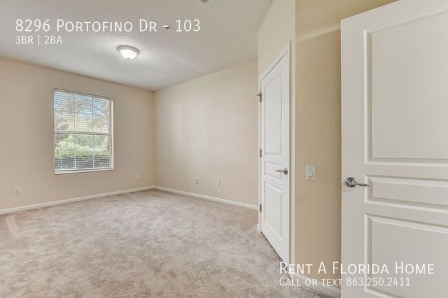 Building Photo - 8296 Portofino Dr