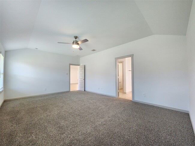 Building Photo - 30010 Ousel Falls Ln