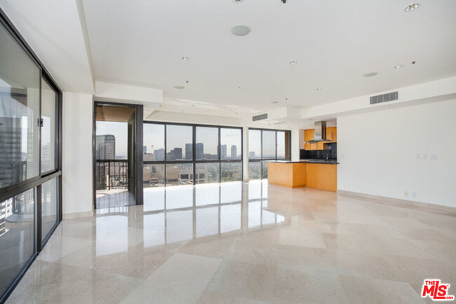 Building Photo - 10750 Wilshire Blvd