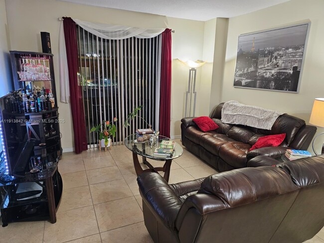 Building Photo - 8440 SW 8th St