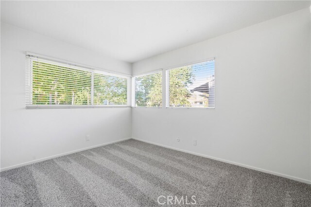 Building Photo - 312 Vista Trucha