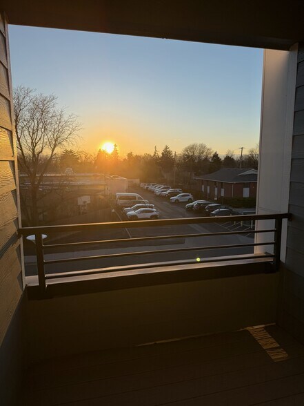 Building Photo - 356 Geneva St