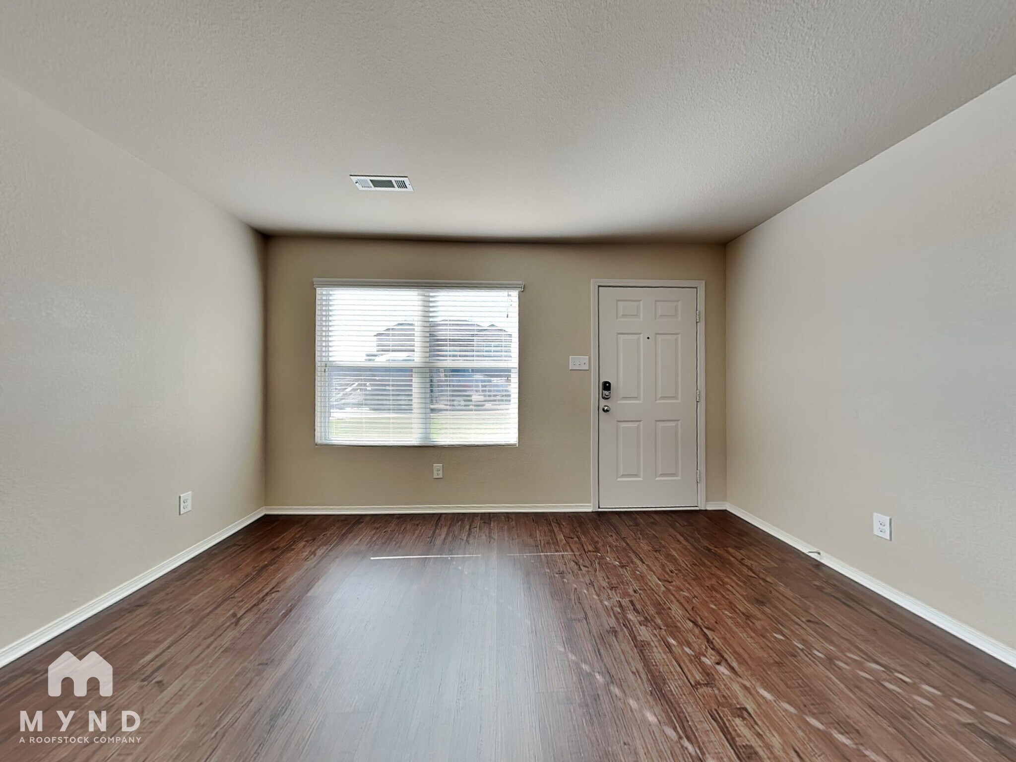 Building Photo - 938 Pinehurst Loop