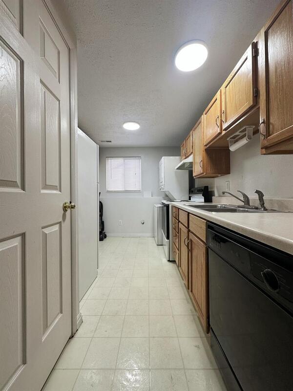 Building Photo - 759 W 400 N