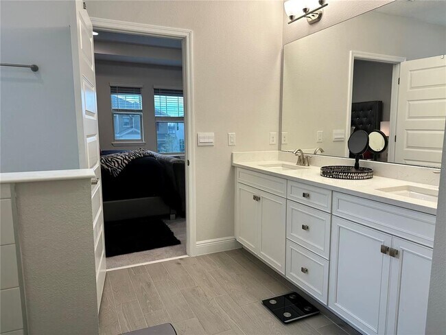 Building Photo - 18386 Oliver Twist Wy