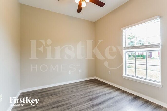 Building Photo - 3148 Regal Darner Dr