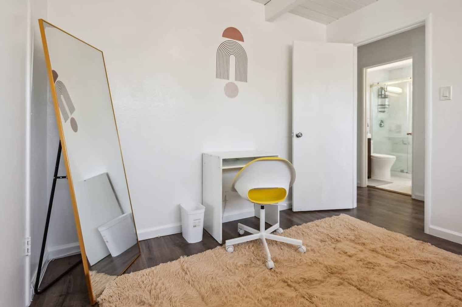 Building Photo - 2312 Bonar St