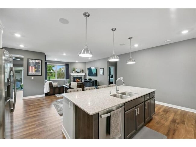 Building Photo - 9337 Bridle Way