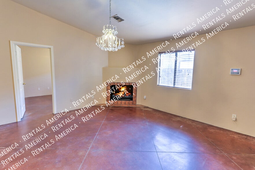 Building Photo - 441 E Geronimo Bluff Loop