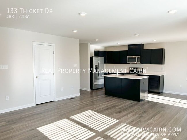 Building Photo - 133 Thicket Dr