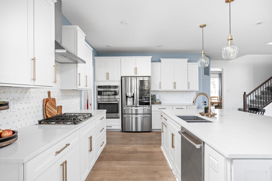Building Photo - 1265 Sussex Ct