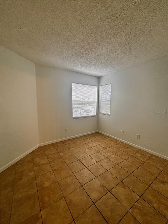 Building Photo - 2504 Woodgate Blvd