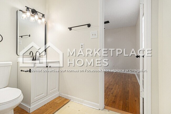 Building Photo - 3092 Menlo Park Dr