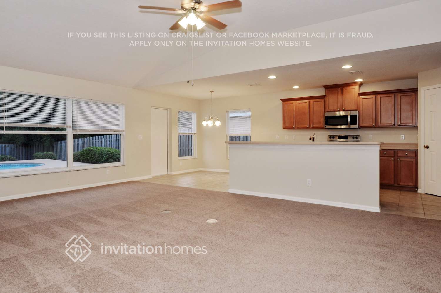 Building Photo - 12069 Warwick Cir