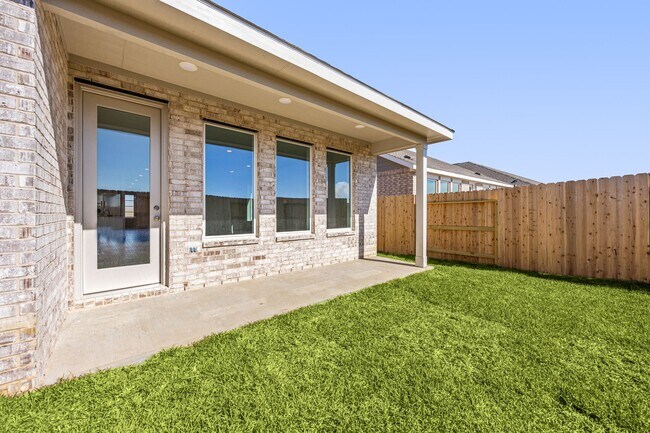 Building Photo - 28947 Rustic Robin Ln