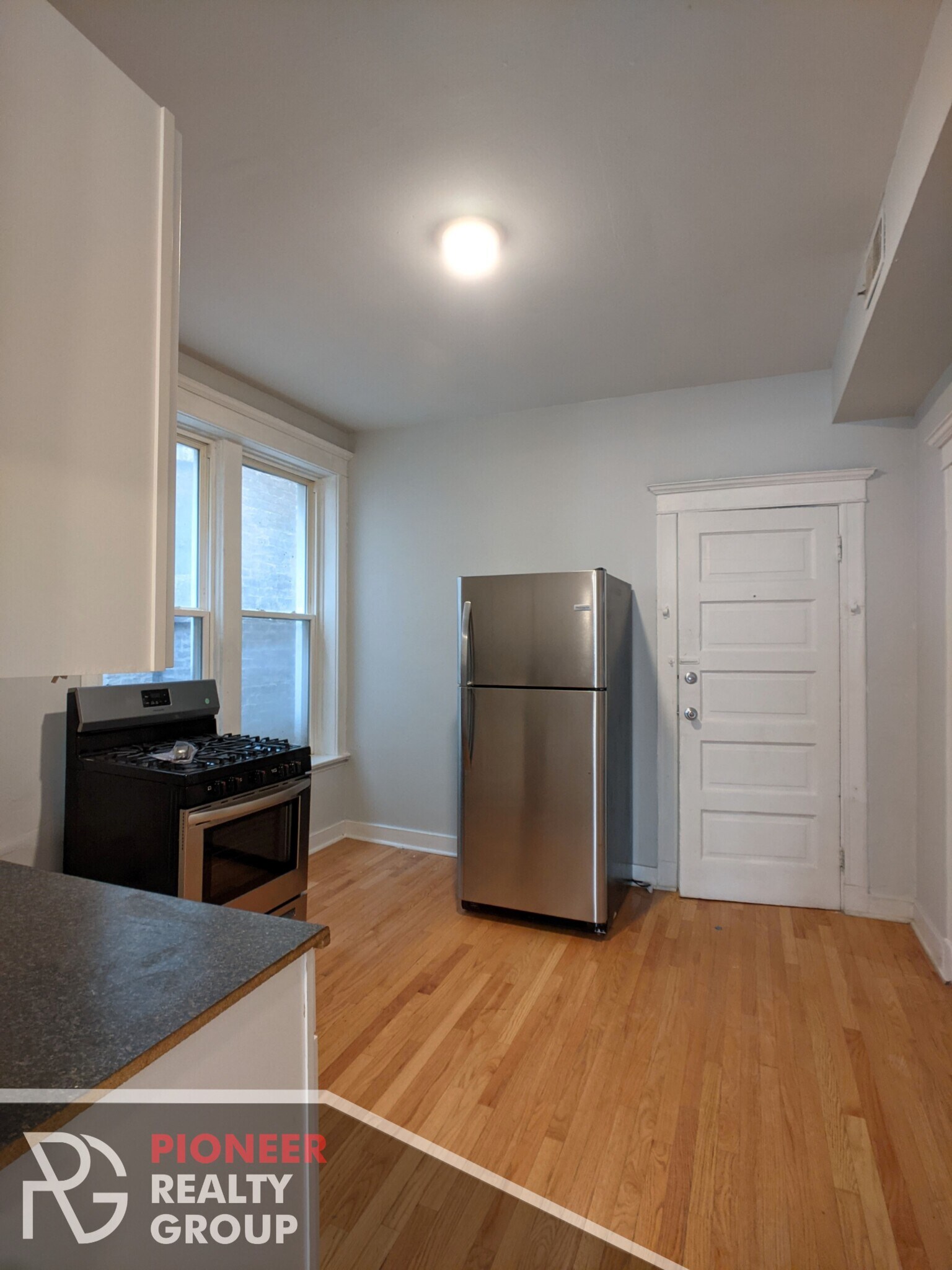 Building Photo - 3542 N Halsted St