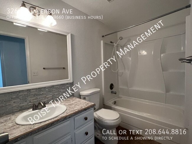 Building Photo - 3269 N Tylerson Ave