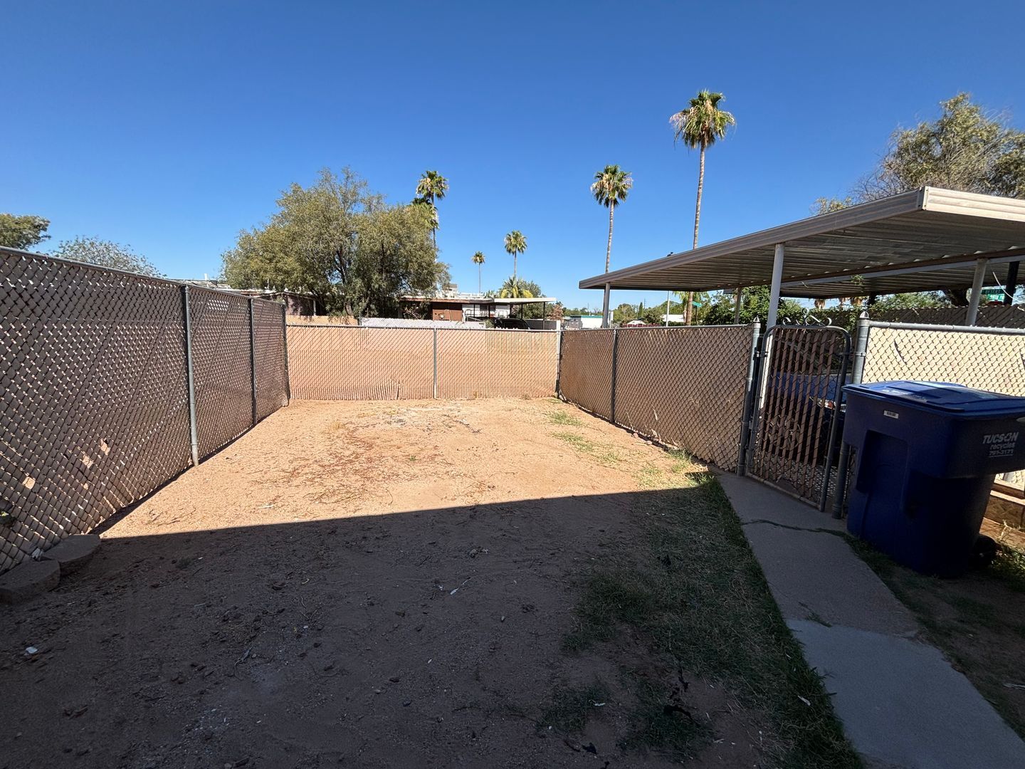 Building Photo - 4007 S Winter Palm Dr