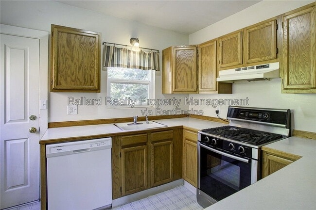 Building Photo - 7738 14th Ave NW