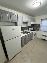 Building Photo - Affordable Luxury In the Heart of East Orange