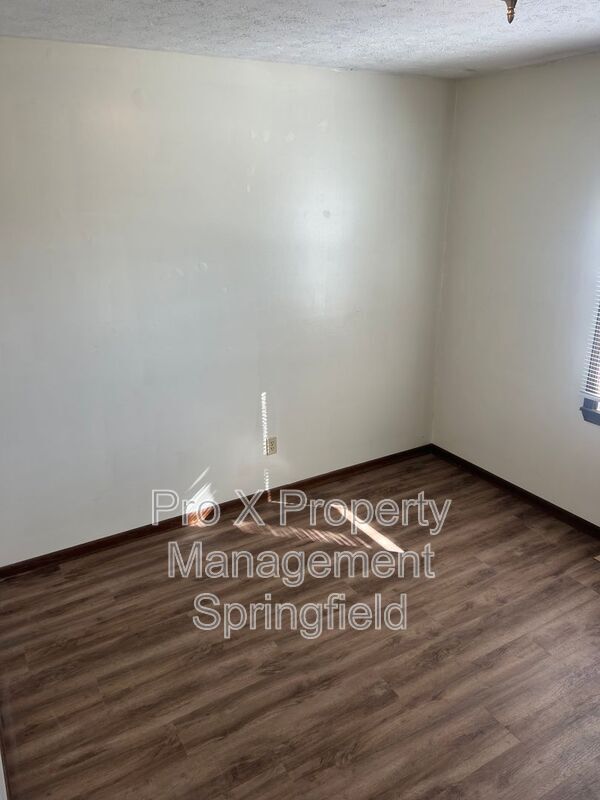 Building Photo - 2524 S Jefferson Ave