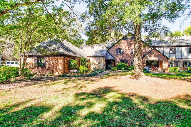 Building Photo - 7022 Quail Hill Rd