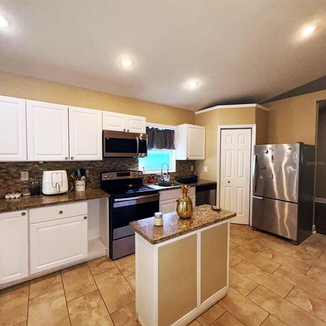 Building Photo - 3510 N 16th St