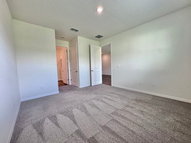 Building Photo - 2697 Kinsale Ln