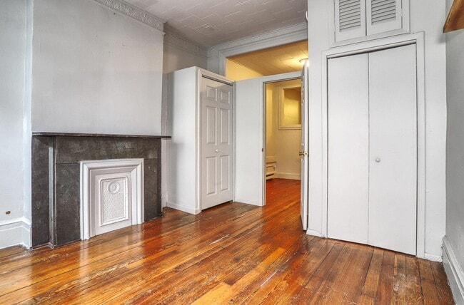 Building Photo - 320 Jefferson St