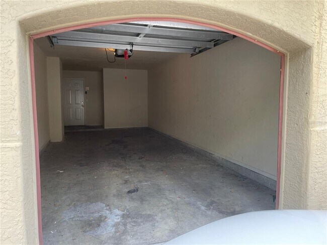 Building Photo - 826 Camargo Way