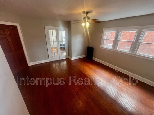 Building Photo - 4237 Vine St