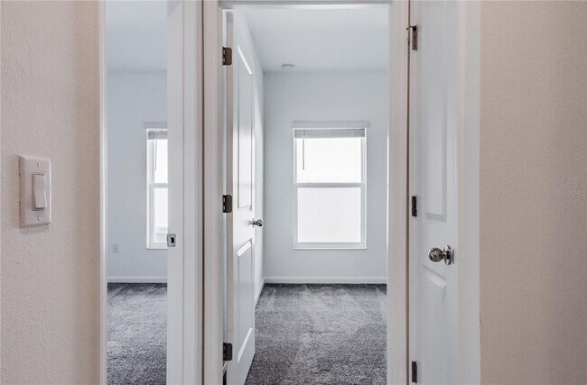 Building Photo - 1492 Cumberland Ave