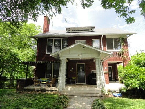 Primary Photo - 3100 Vanderbilt Pl