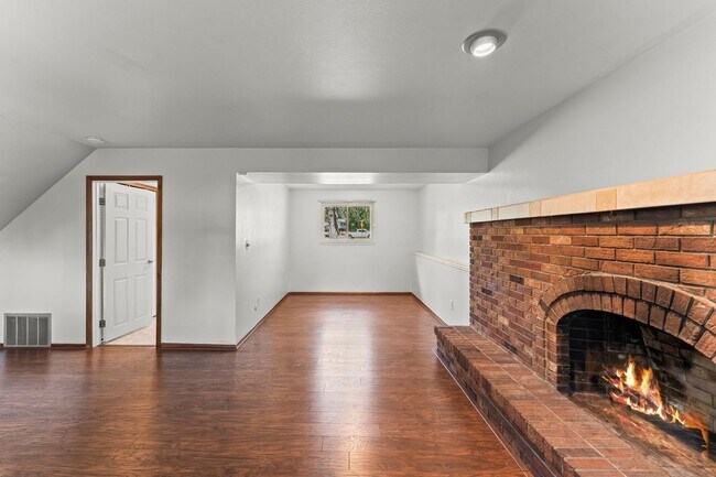 Building Photo - 4025 N Carefree Cir