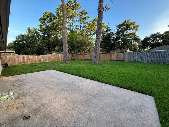 Building Photo - 12614 Campos Dr