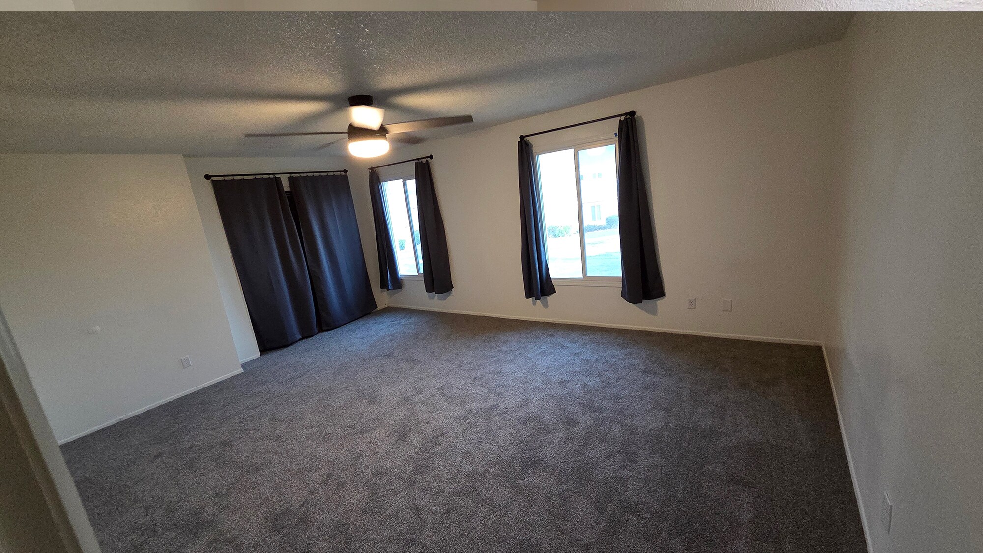 Building Photo - 6521 S La Corta Dr