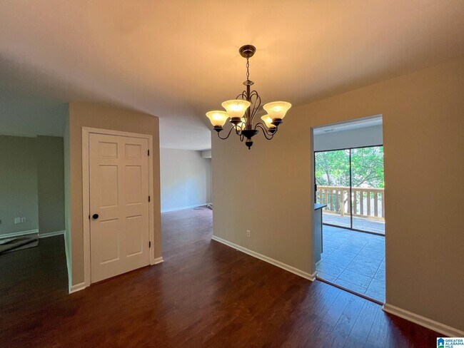 Building Photo - 2417 Eagle Ct