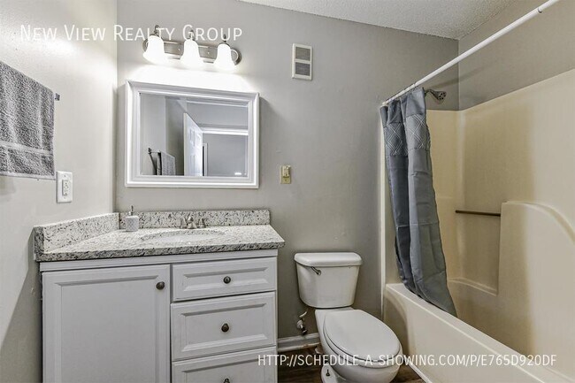 Building Photo - 300 Hoskins Mill Ln