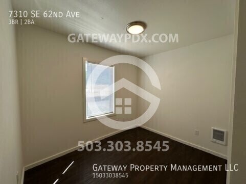 Building Photo - 7310 SE 62nd Ave