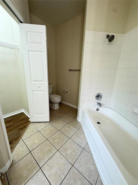 Building Photo - 8112 Claire Ann Dr