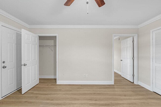 Building Photo - 22611 Mattingly St