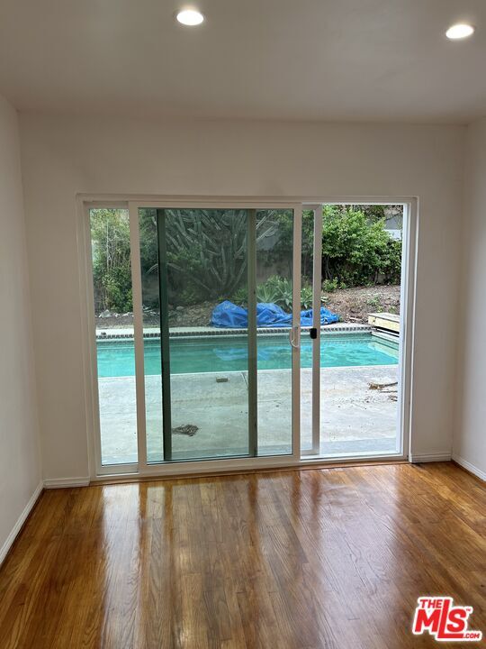 Building Photo - 12417 Stanwood Pl