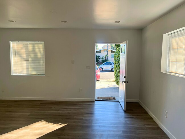 Building Photo - 8400 Fullbright Ave