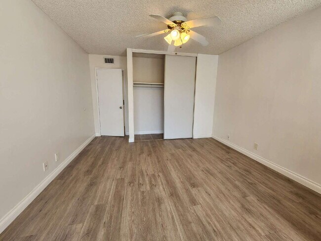 Building Photo - Costa Serena 55+.  3 Bedrooms/2 full baths