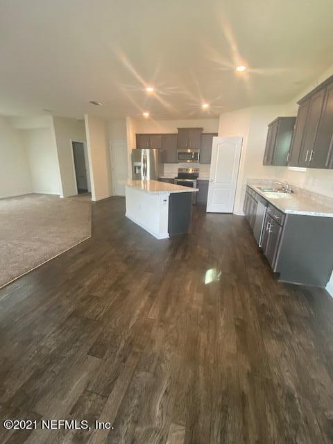 Building Photo - 8333 Cape Fox Dr