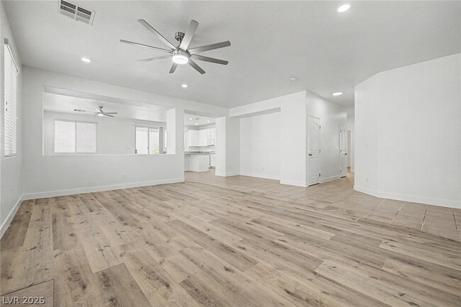 Building Photo - 835 Entrada Ridge Ave