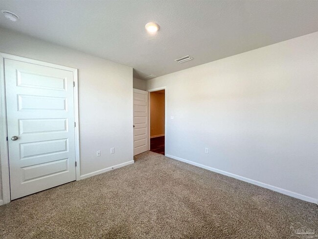 Building Photo - 8673 Pathstone Blvd