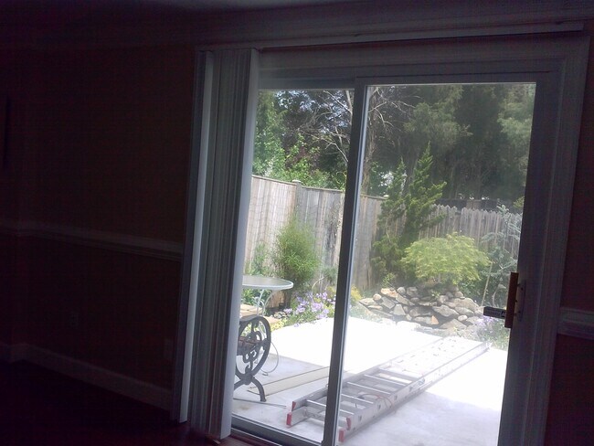 Building Photo - 10160 Asheville St