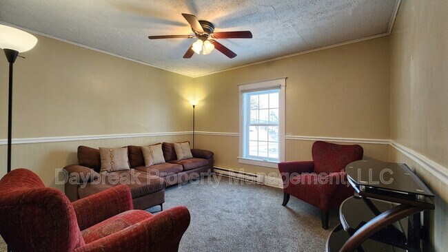 Building Photo - 1206 1st Ave S